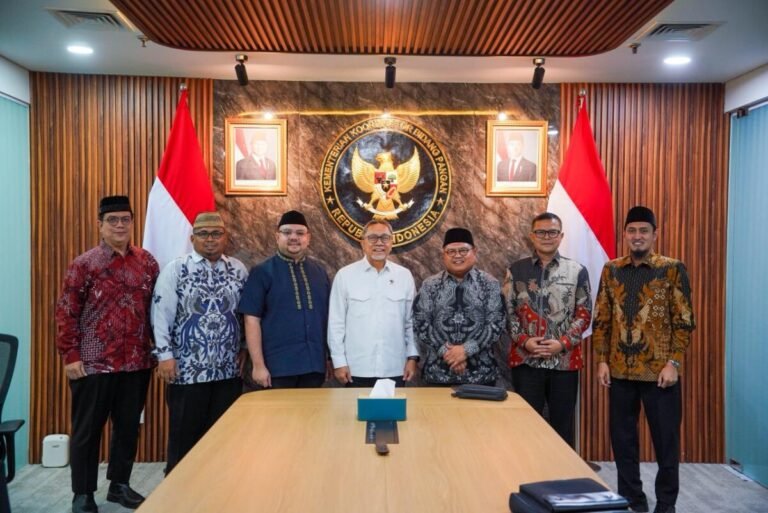 Terima Kunjungan LDII, Menko Pangan Zulhas: Pemerintah Butuh Dukungan Entaskan Kemiskinan di Sektor Pangan